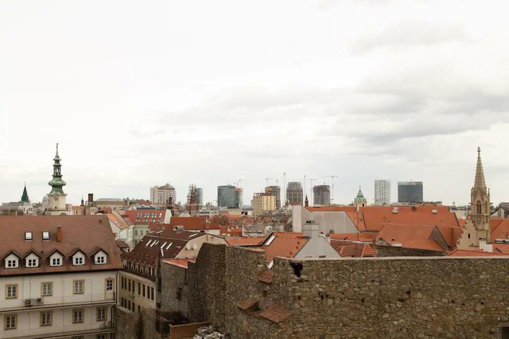 Oldtown Safari Lodge Bratislava Exterior photo